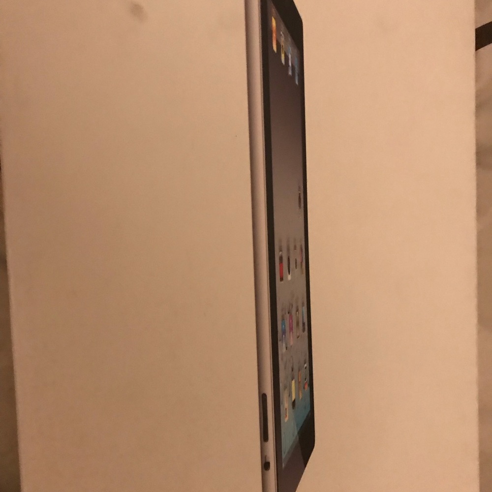 Apple IPAD - Picture 6 of 8